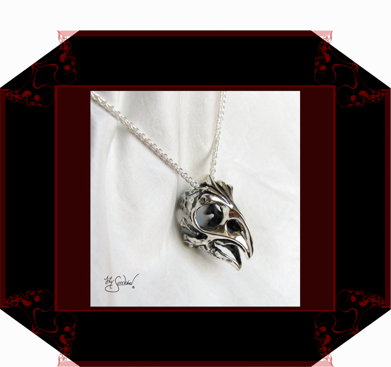 LilySeedorna-OrnamentumExMedio-Anhänger_Hähne_Zopfkette-Vogelschädel-organisches_fantastisches_barockes_Design-Autorenschmuck-Fantasyschmuck-Gothic-Silber-Drachenschmuck-Lily-Seedorna_ist_eingetragenes_Markenzeichen