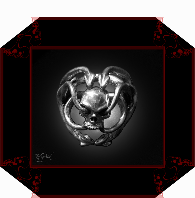 LilySeedorna-OrnamentumExMedio-Vanitasgedanke-Vanitasring-Ring_Vanitas2-2-barockes_Design-Fantasyschmuck-Gothic-Silber-Drachenschmuck-Lily-Seedorna_ist_eingetragenes_Markenzeichen
