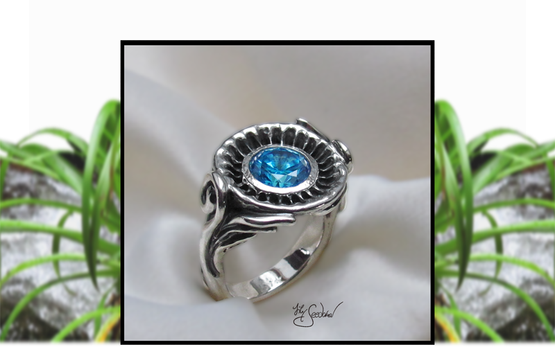 Lily Seedorna, SeebacherDesign, Blütenring in 925er Silber, Ring in Blütenform, florales barockes organisches Design, Gartenschmuck, Gothic, mit eisblauem Zirkonia, Lily Seedorna ist eingetragenes Markenzeichen